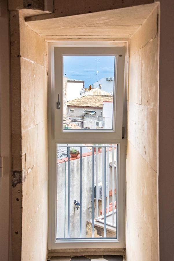 Dimora Di Levante- Ortigia Holidays Сиракузы Экстерьер фото